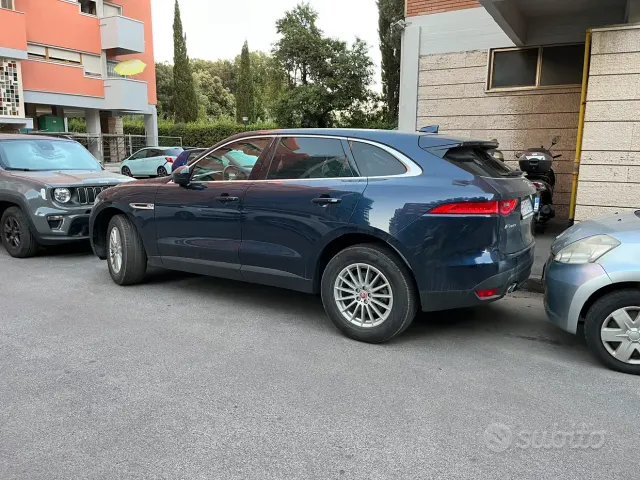 Jaguar F-Pace (X761)