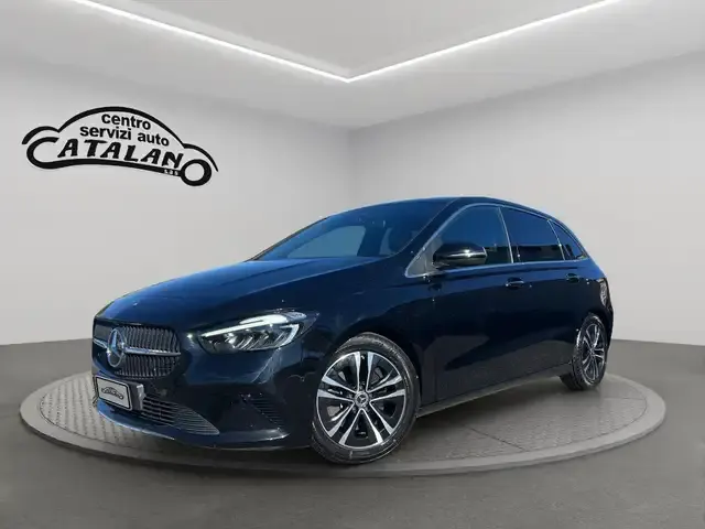 Mercedes-Benz B 220