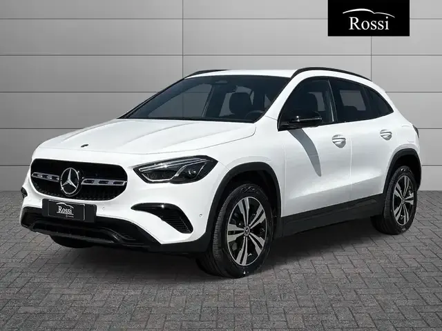 Mercedes-Benz GLA 180