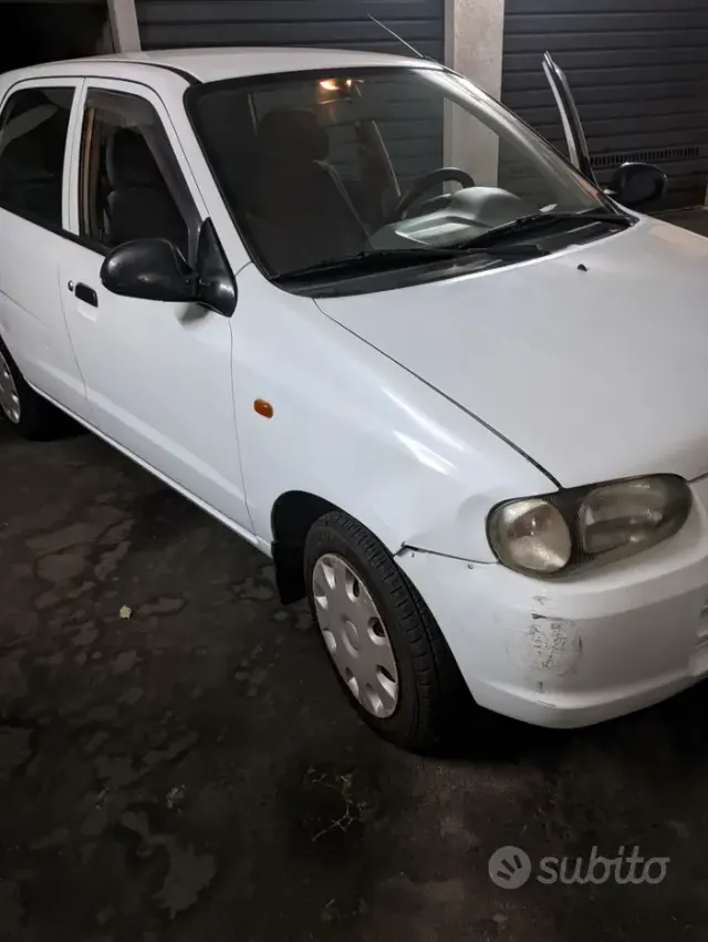 Suzuki Alto (2002-2006)