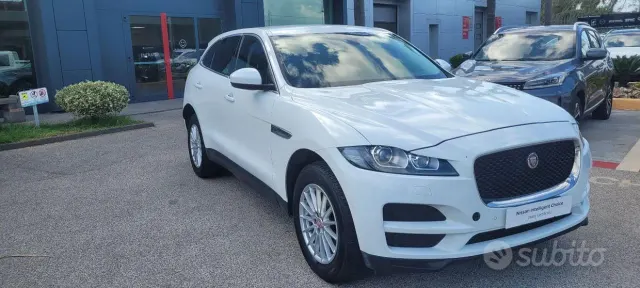 Jaguar F-Pace (X761)