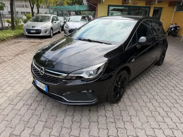 Opel Astra 5ª serie