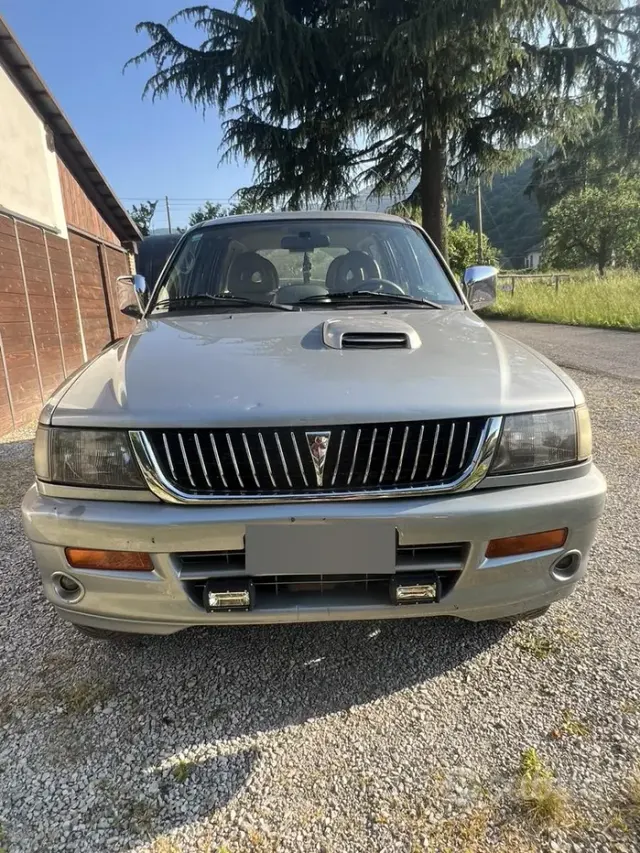 Mitsubishi Pajero Sport