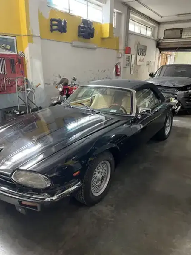 Jaguar XJSC