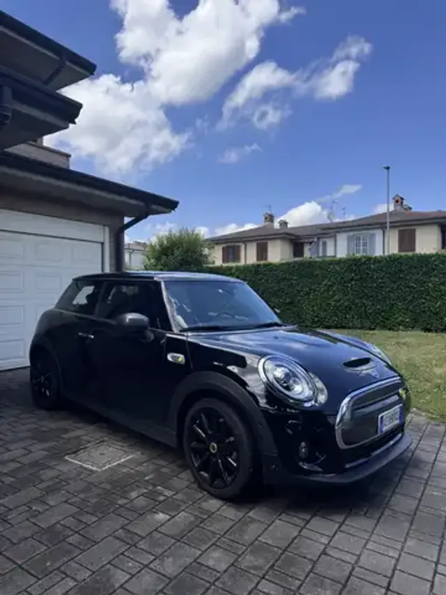 MINI Cooper SE