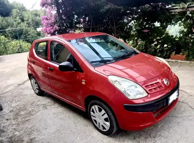 Nissan Pixo
