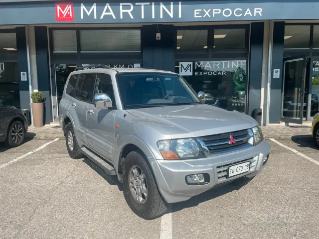 Mitsubishi Pajero (2000-2007)