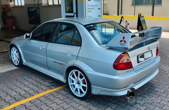 Mitsubishi Lancer EVO