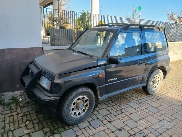 Suzuki e Vitara