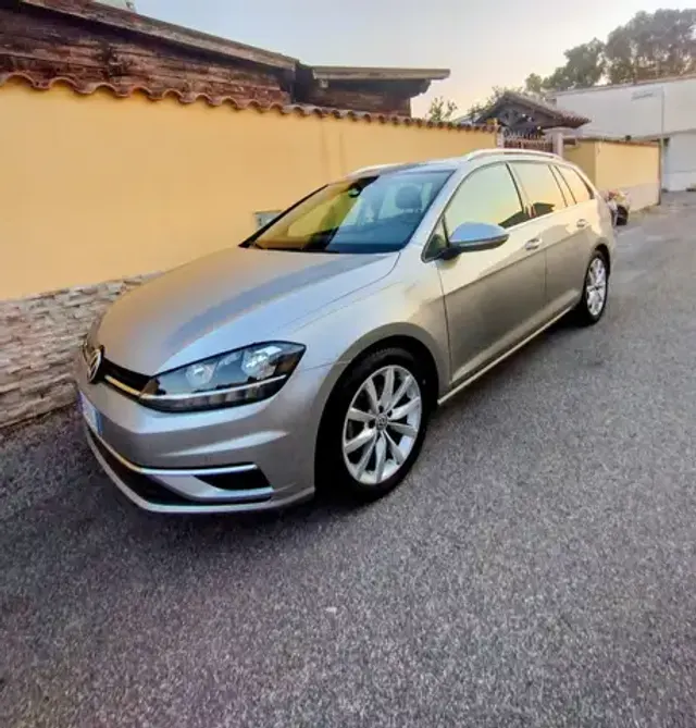 Volkswagen Golf Variant