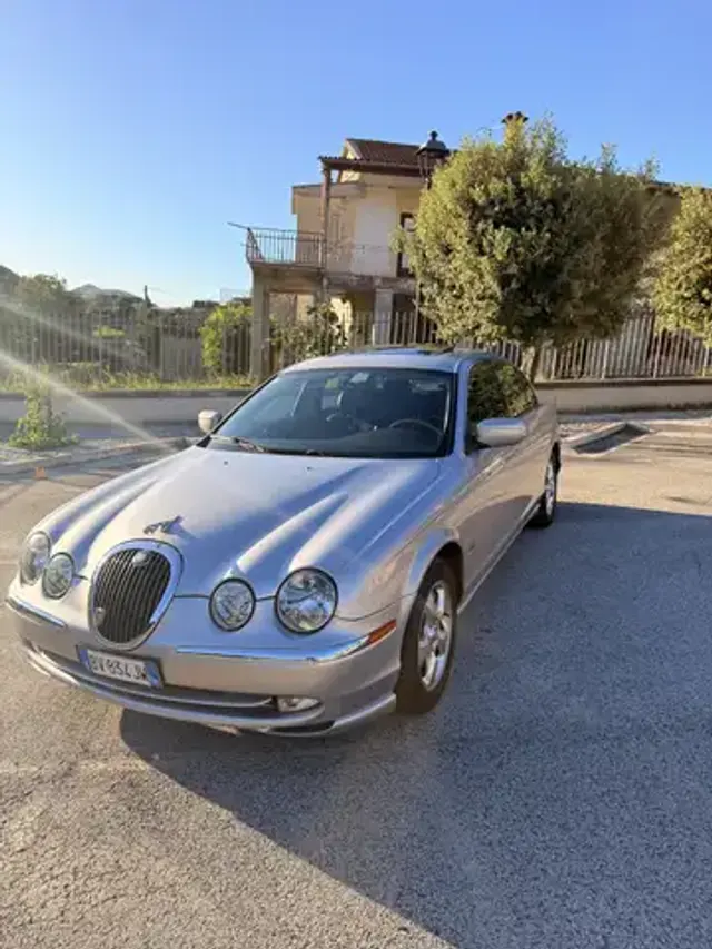Jaguar S-Type