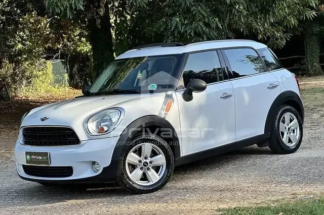 MINI One Countryman