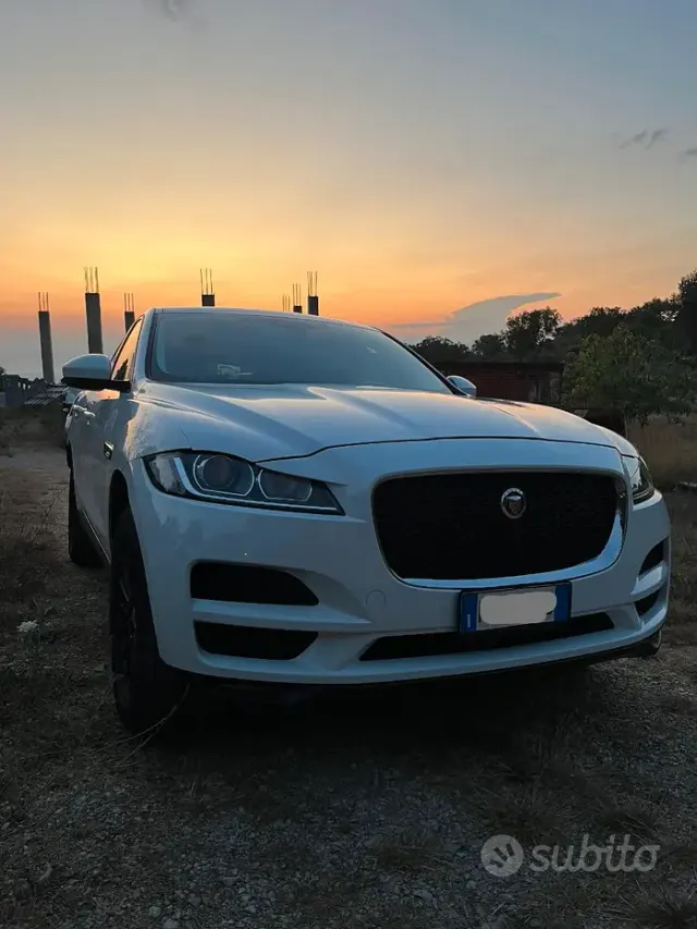 Jaguar F-Pace (X761)