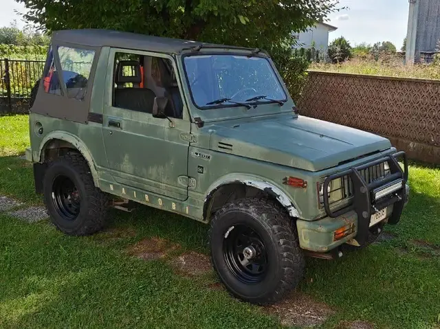 Suzuki Santana