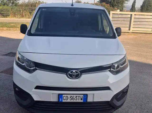 Toyota Proace City