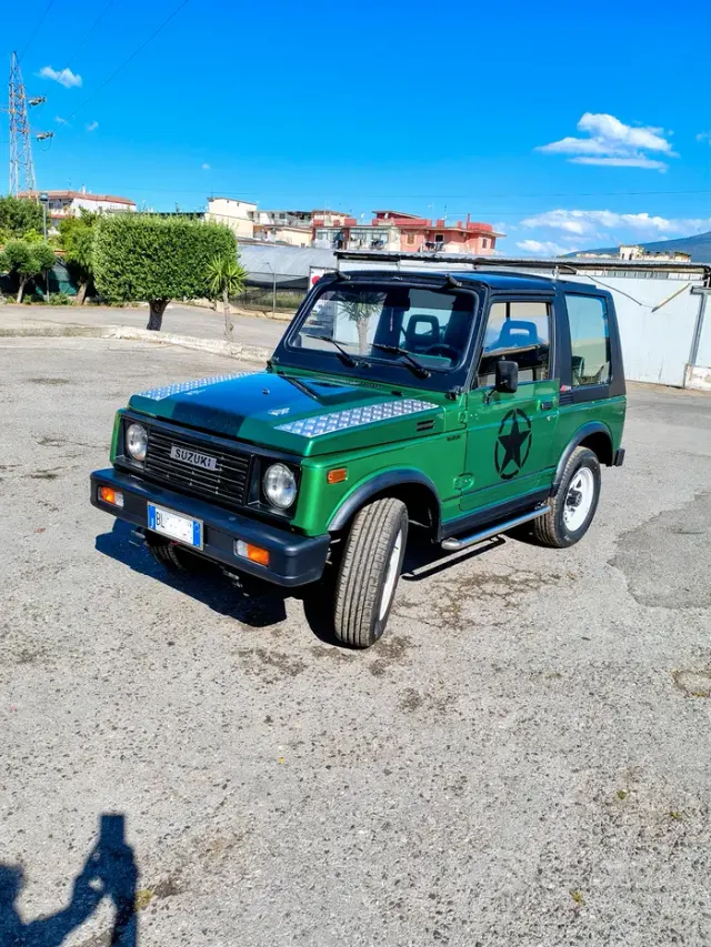 Suzuki Samurai