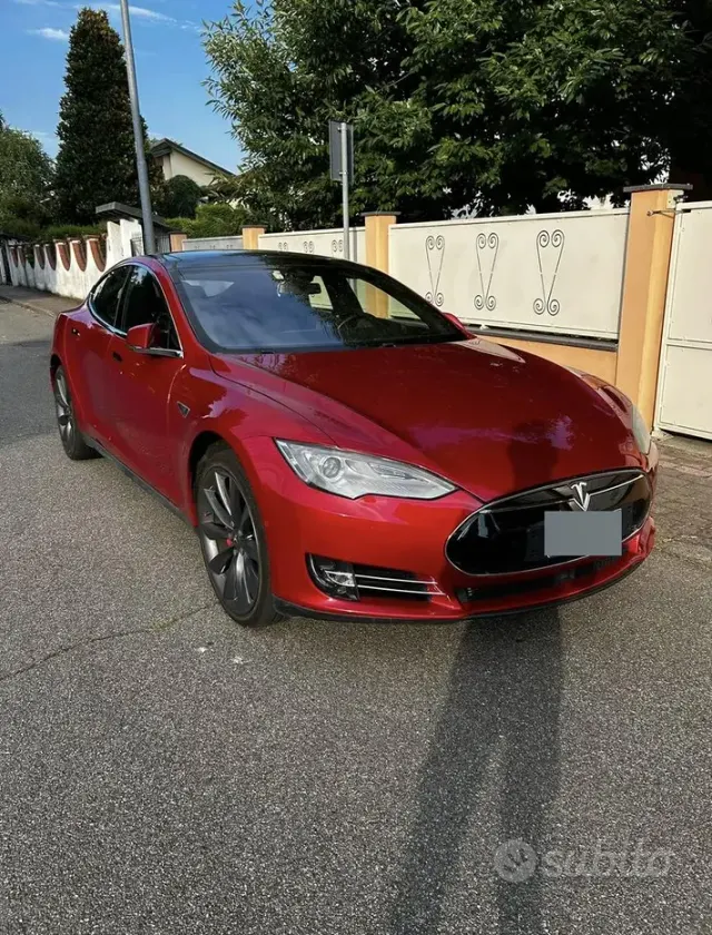 Tesla Model S