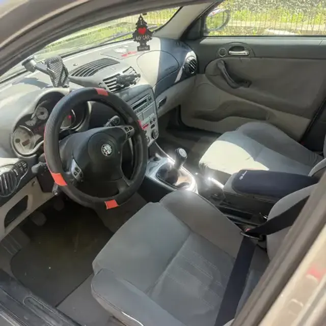 Alfa Romeo 147