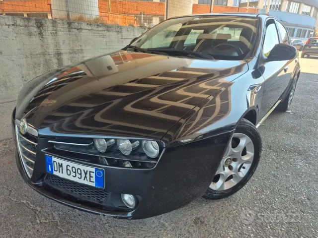Alfa Romeo 159