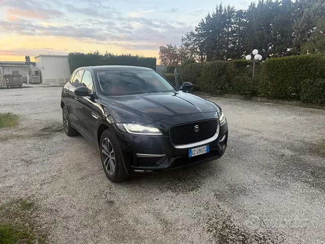 Jaguar F-Pace (X761)