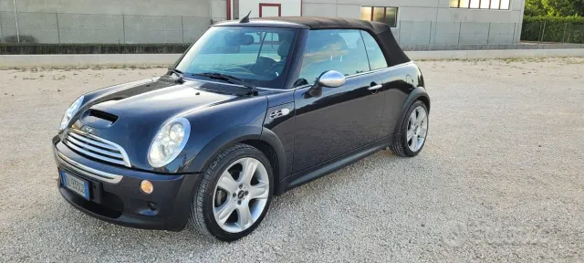 MINI Mini Cabrio (R52)