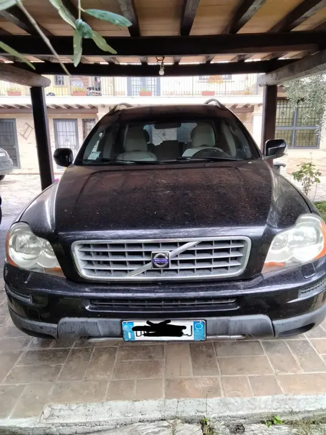 Volvo XC90 (2003-2014)