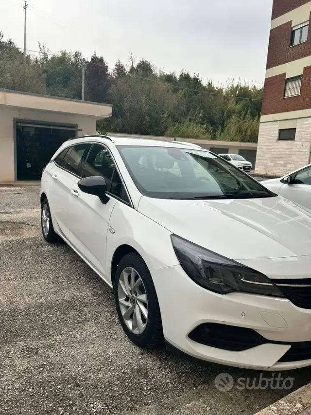 Opel Astra 5ª serie