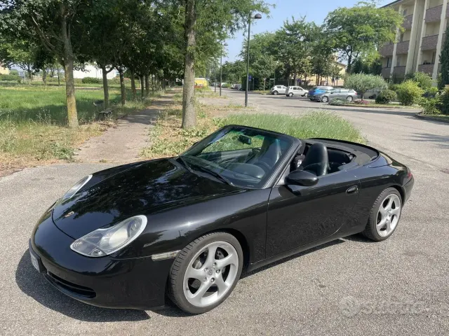 Porsche 911 (996)