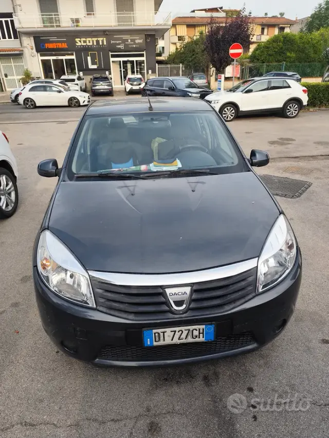 Dacia Sandero 1ª serie