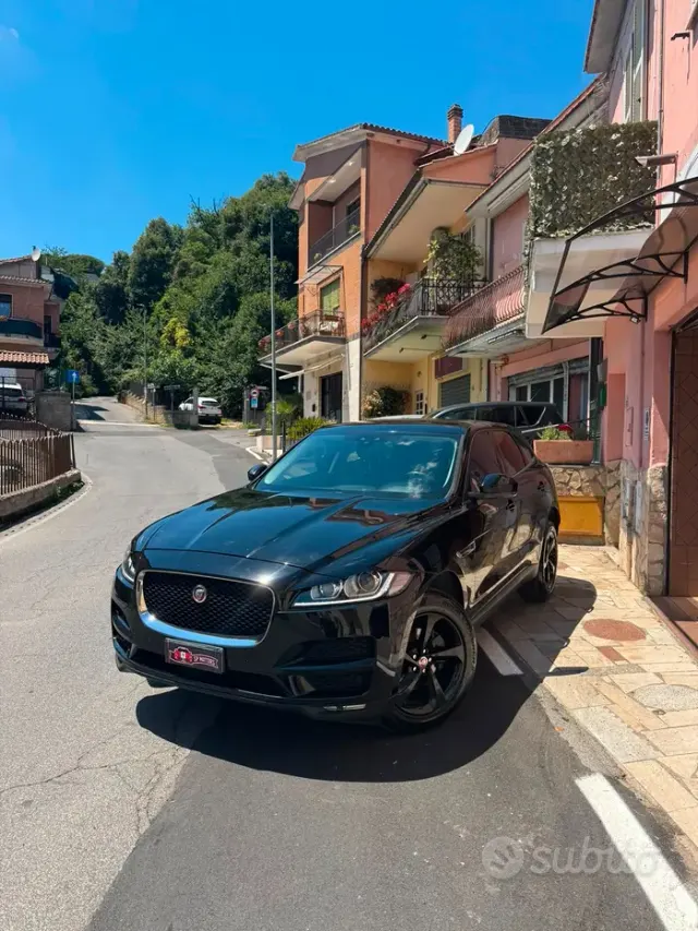 Jaguar F-Pace (X761)