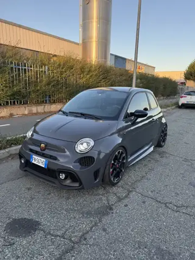 Abarth 595 Competizione