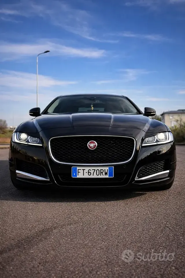 Jaguar XF 2ª serie (X260)