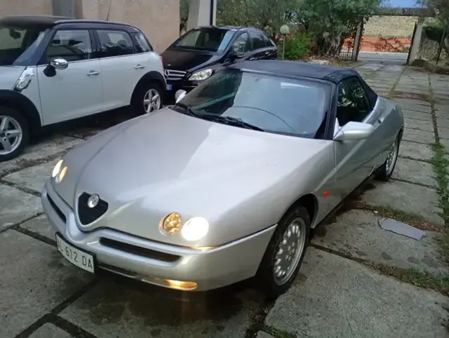 Alfa Romeo Spider