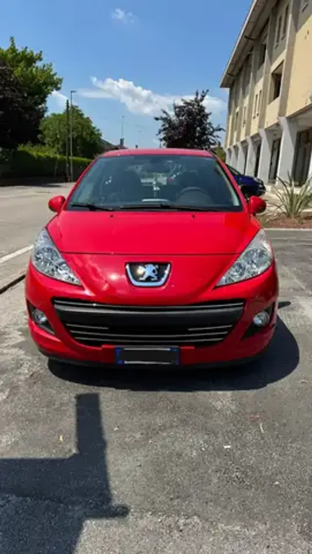 Peugeot 207