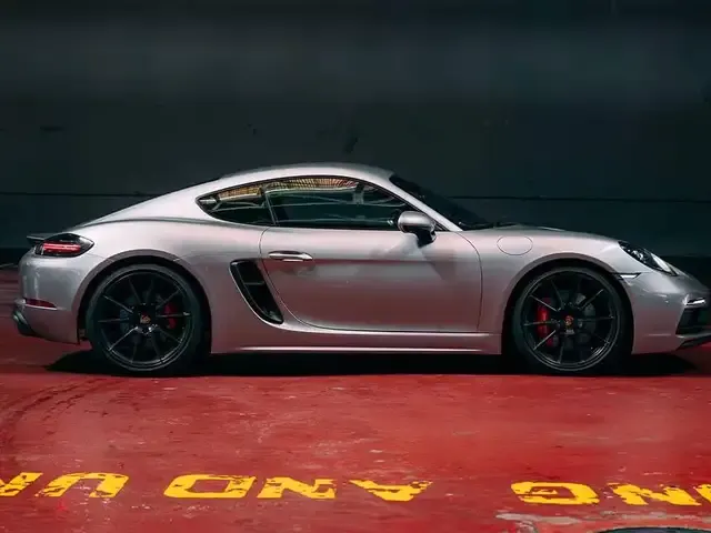 Porsche Cayman