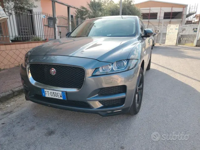 Jaguar F-Pace (X761)