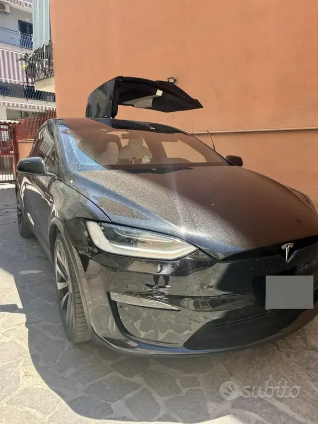 Tesla Model X