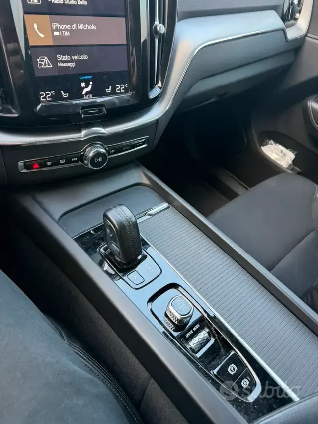 Volvo XC60 (2017-->)