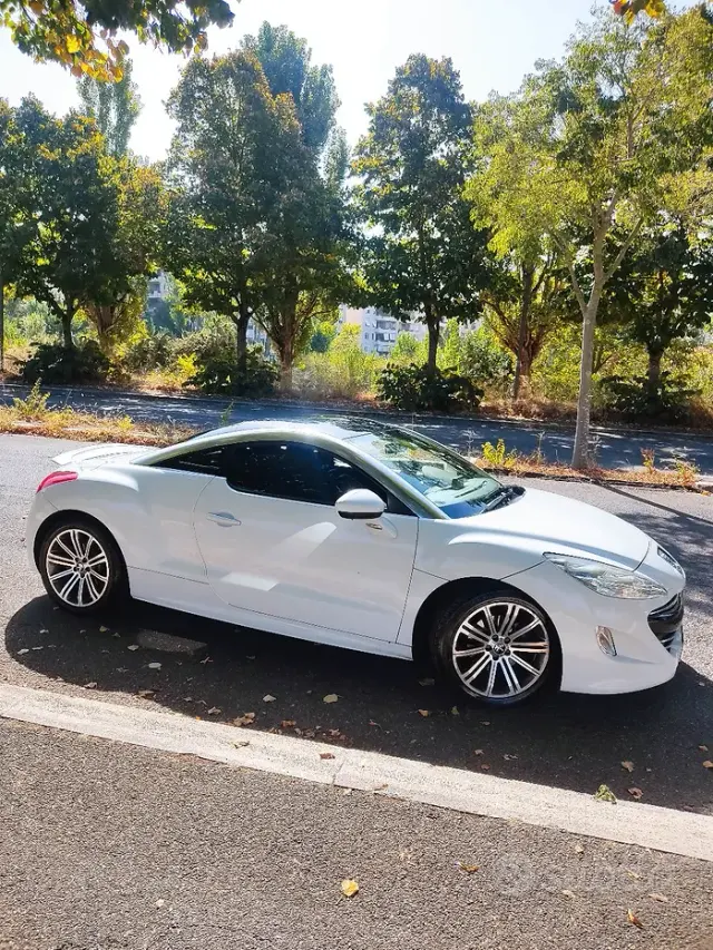 Peugeot RCZ