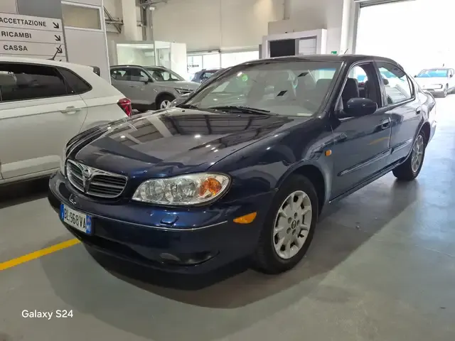 Nissan Maxima