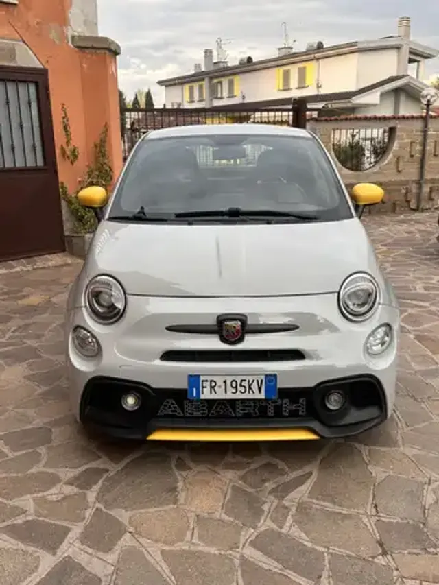Abarth 595 Pista