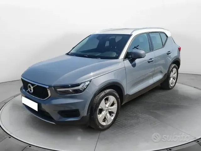 Volvo XC40 (2017-->)