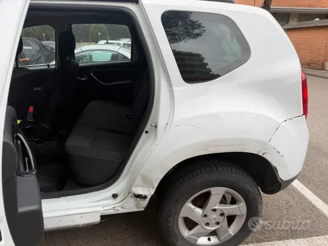 Dacia Duster 1ª serie