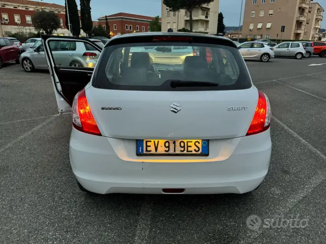 Suzuki Swift (2010-2017)