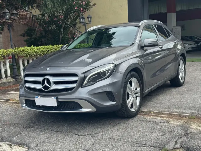 Mercedes-Benz GLA (X156)