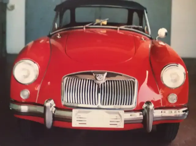 MG MGA