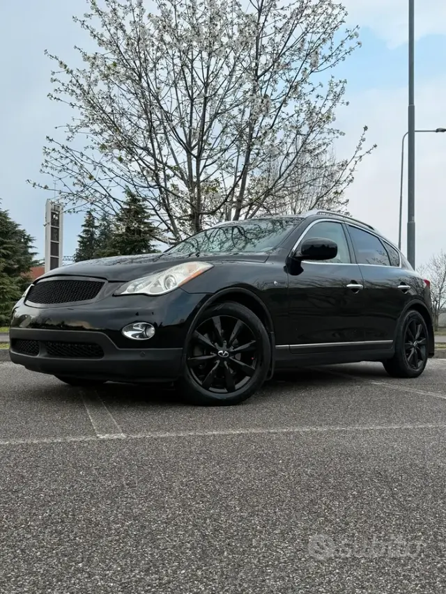 Infiniti EX