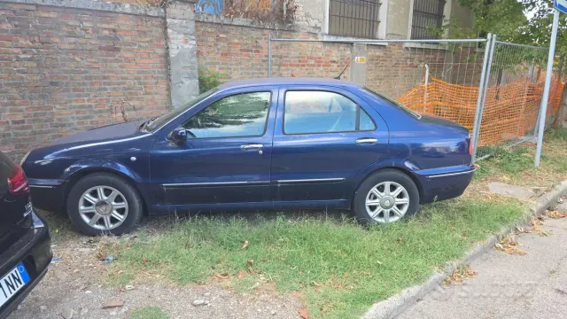 Lancia Lybra