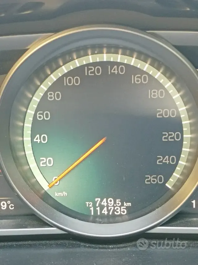 Volvo V40 (2012-2020)