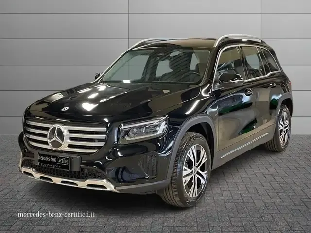 Mercedes-Benz GLB 180